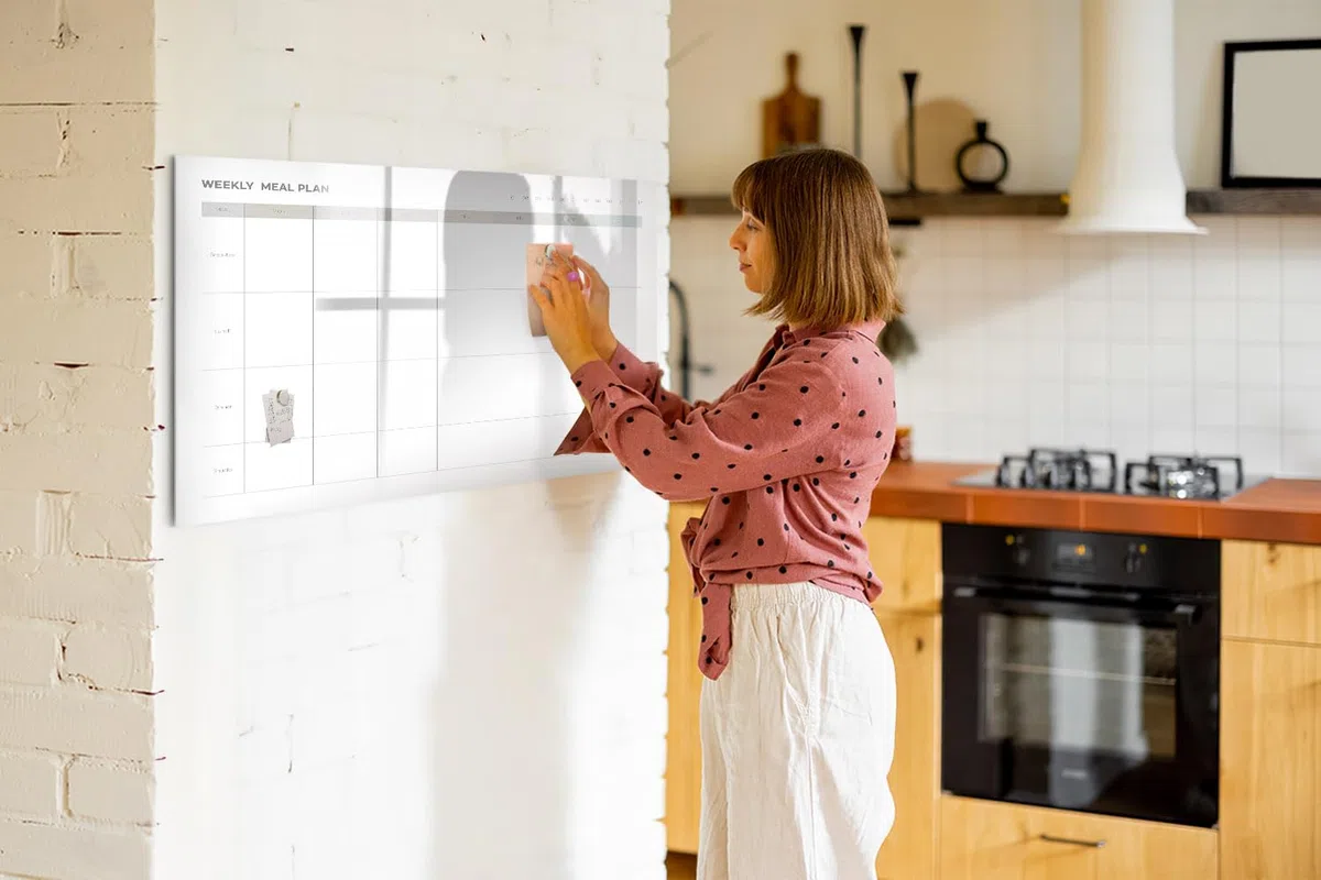 Magnetisches Glasboard mit starken Neodym-Magneten & Marker-Set | Abwischbar, modern & langlebig | Perfekt für Büro, Besprechungen & Homeoffice- 120x60 - Minimalistisches Menü